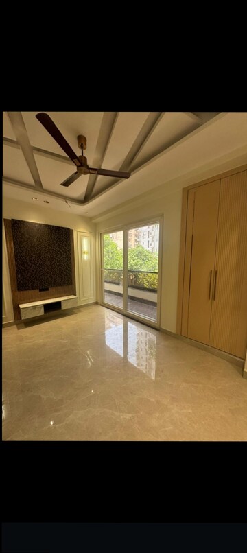 Room in 4 BHK Builder Floor at Vasundhara Sector 3 – for Sale