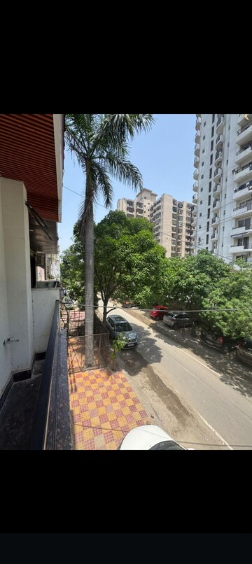 Balcony in 4 BHK Builder Floor at Vasundhara Sector 3 – for Sale