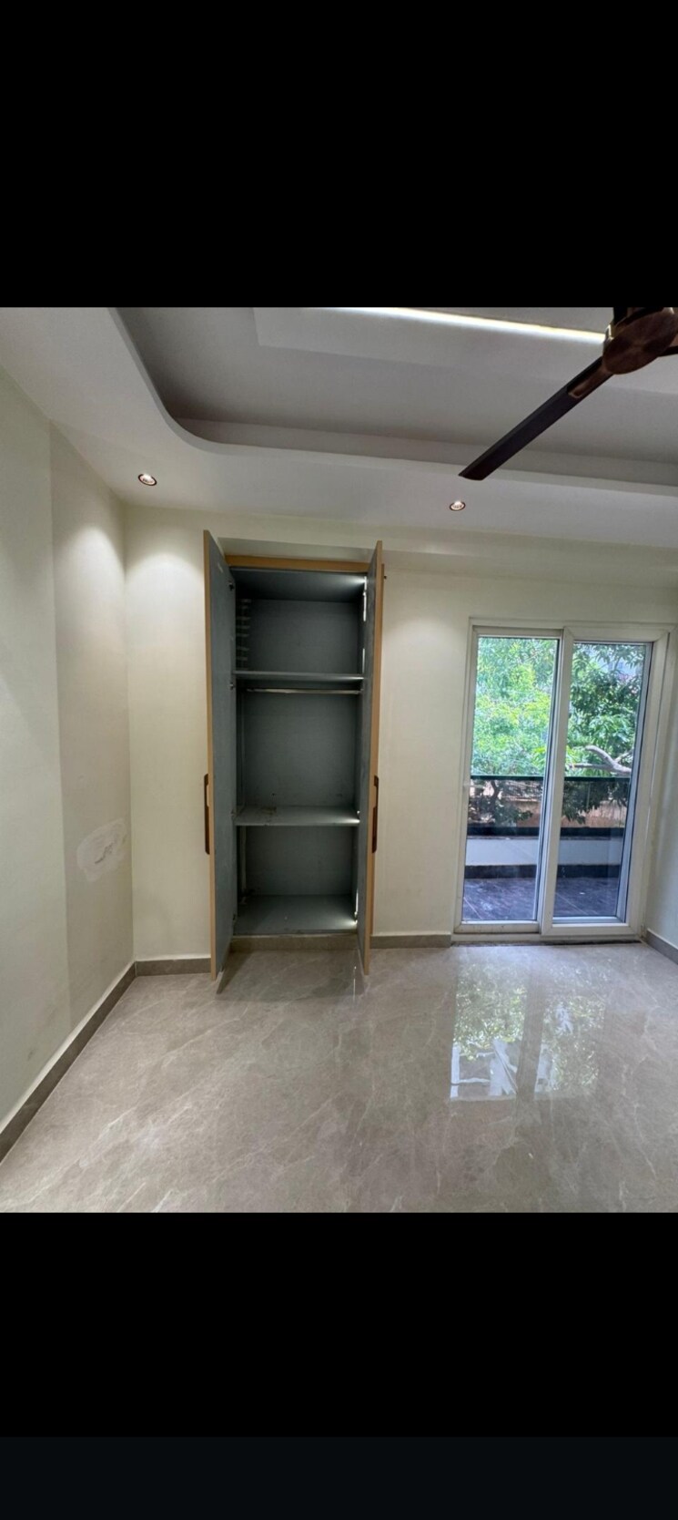 Room, vasundhara sector 3 4 Bedroom 160 Sq.Yd. Builder Floor In Vasundhara Sector 3 Ghaziabad 9076635