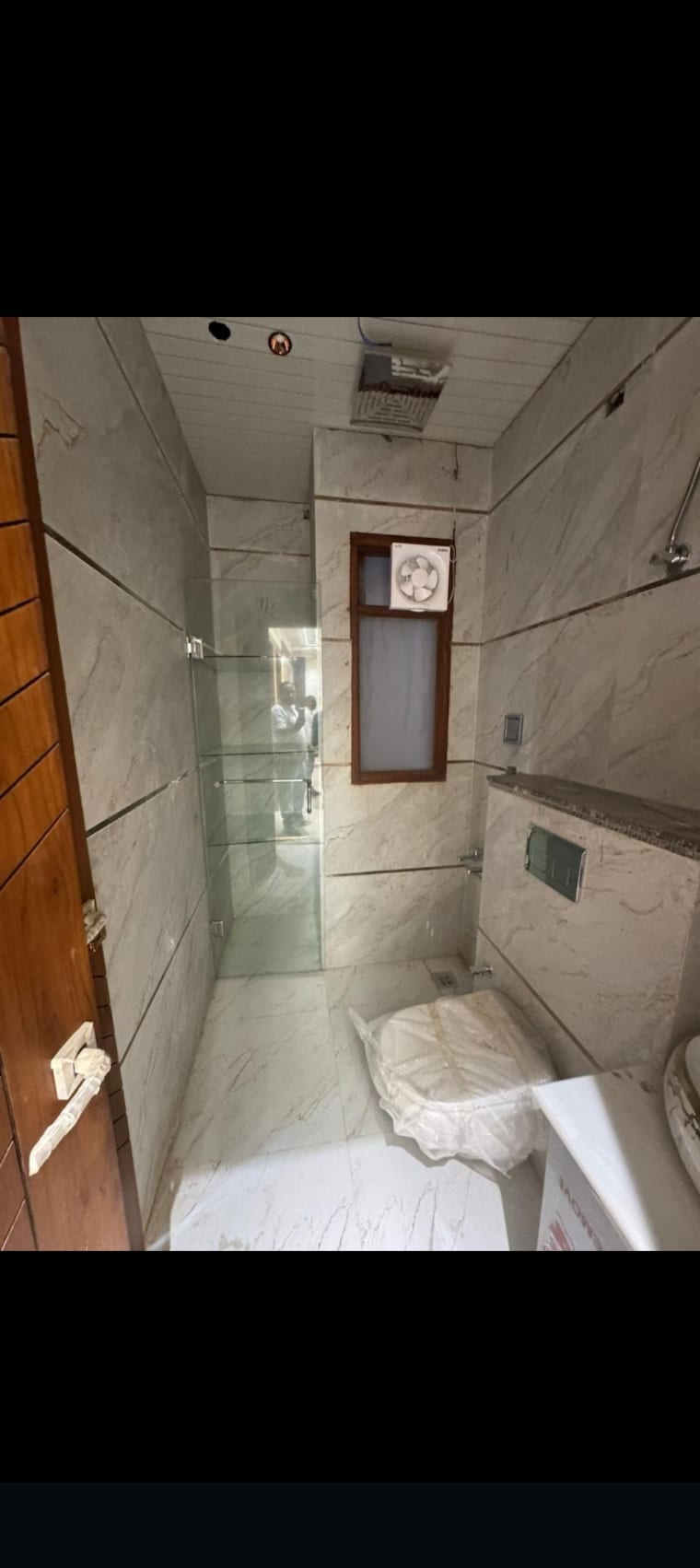 Bathroom, vasundhara sector 3 4 Bedroom 160 Sq.Yd. Builder Floor In Vasundhara Sector 3 Ghaziabad 9076635