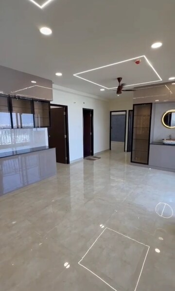 Room in 2.5 BHK Apartment at Candeur 40, Miyapur – for Rent
