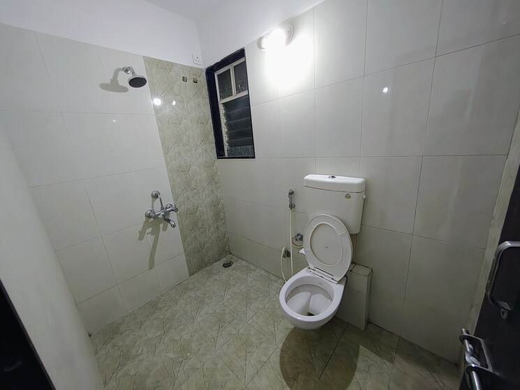 Bathroom, anand-the-inspira 2 Bedroom 801 Sq.Ft. Apartment In Kondhwa Pune 9076630