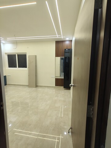 Room in 2 BHK Apartment at Candeur 40, Miyapur – for Rent