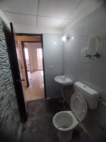 Bathroom in 2 BHK Apartment at Signature Global The Roselia, Sector 95a – for Rent