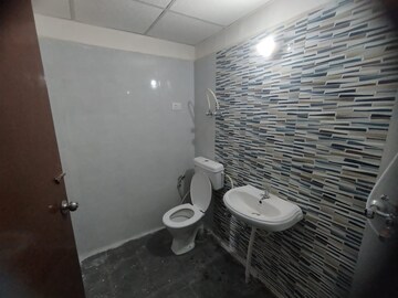 Bathroom in 2 BHK Apartment at Signature Global The Roselia, Sector 95a – for Rent