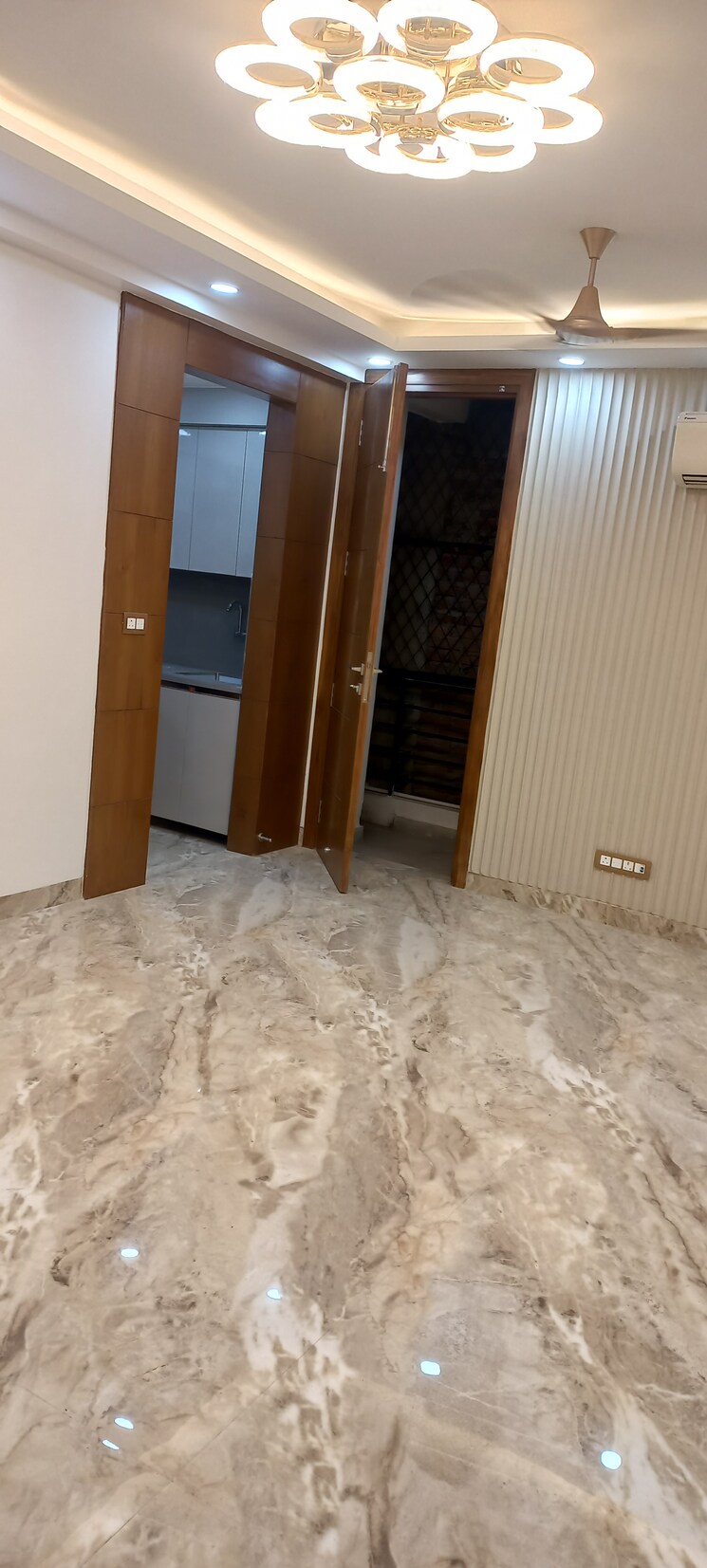 undefined, arjun nagar 2 Bedroom 750 Sq.Ft. Builder Floor In Arjun Nagar Delhi 9076701