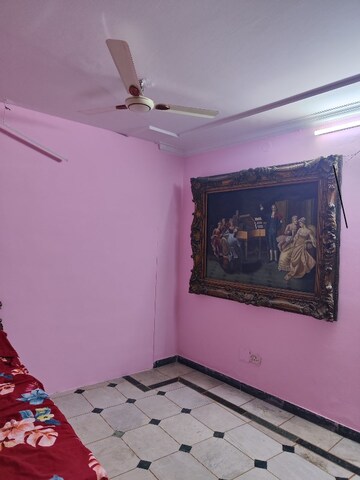 Bedroom in 1 RK Apartment at RWA Qutab Enclave, Katwaria Sarai – for Rent