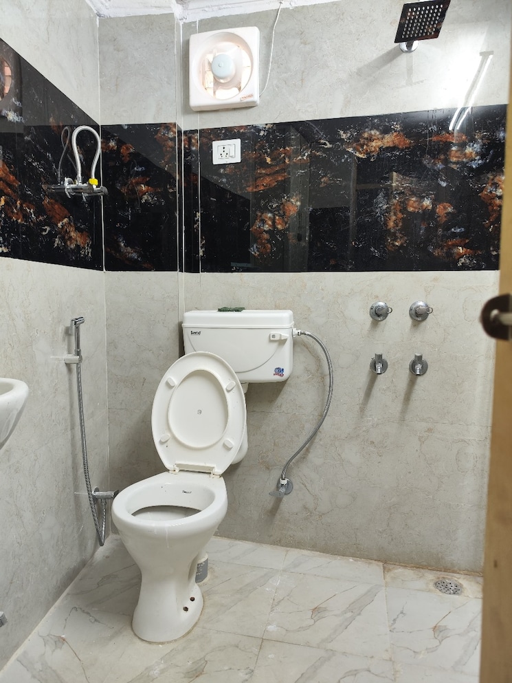 Team Area, rwa-qutab-enclave 1 RK 450 Sq.Ft. Apartment In Katwaria Sarai Delhi 9076710