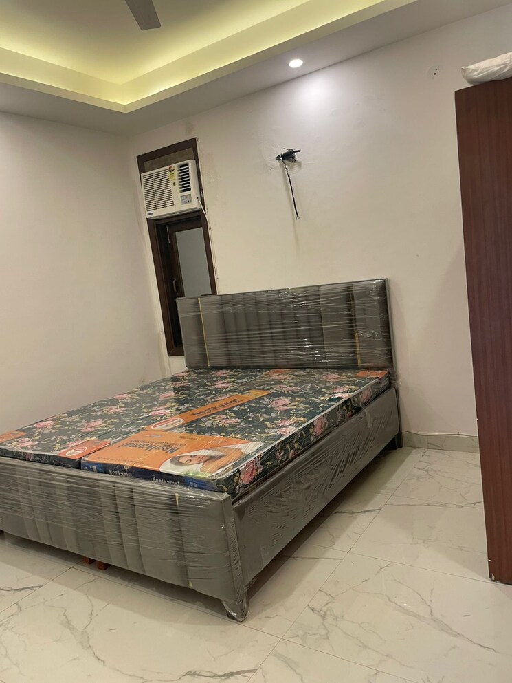 Bedroom, freedom fighters enclave 2 Bedroom 800 Sq.Ft. Builder Floor In Freedom Fighters Enclave Delhi 9076725