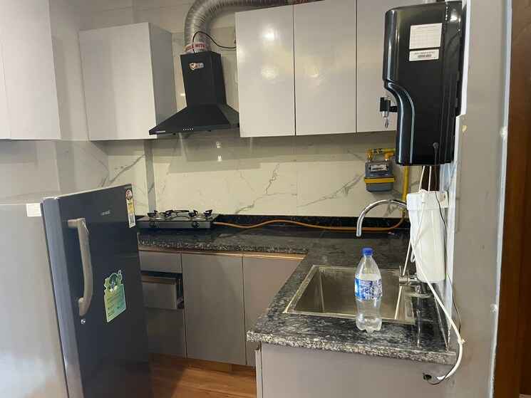 Kitchen, freedom fighters enclave 2 Bedroom 800 Sq.Ft. Builder Floor In Freedom Fighters Enclave Delhi 9076725