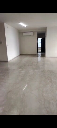 6+ BHK Apartment For Sale in Oberoi Sky City Tower E