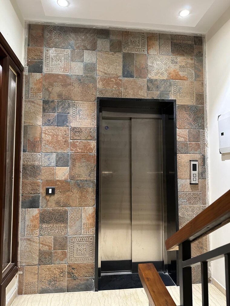 Kitchen, sector 40 6+ Bedroom 162 Sq.Mt. Independent House In Sector 40 Noida 9076718