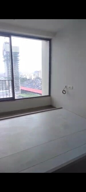 Room in 6+ BHK Apartment at Oberoi Sky City Tower E, Borivali East – for Sale
