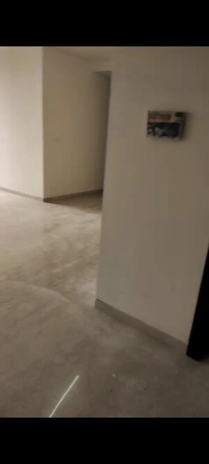 Room in 6+ BHK Apartment at Oberoi Sky City Tower E, Borivali East – for Sale