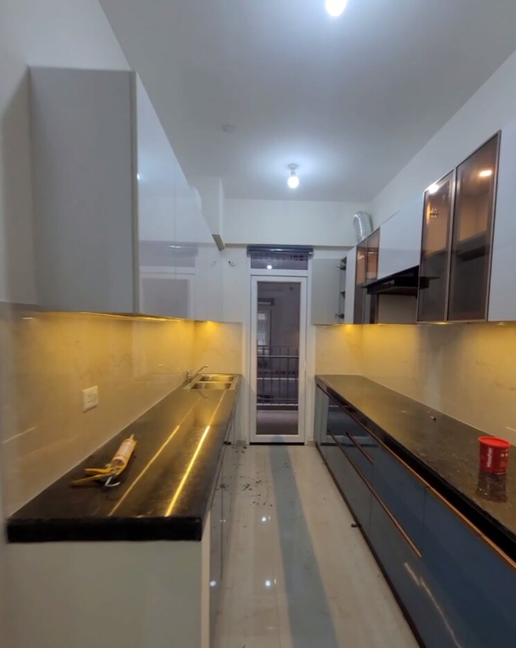 Kitchen, smart-world-gems 3.5 Bedroom 1494 Sq.Ft. Apartment In Sector 89 Gurgaon 9076739