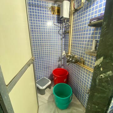 Bathroom in 1 RK Apartment at Sion East – for Rent