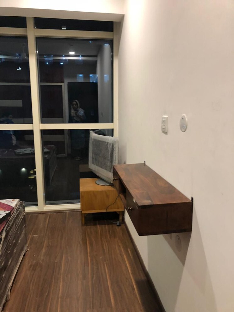 Room, golf-edge 2.5 Bedroom 1717 Sq.Ft. Apartment In Gachibowli Hyderabad 9076766