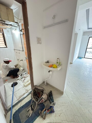 Team Area in 3 BHK Apartment at Chandan Nagar – for Rent