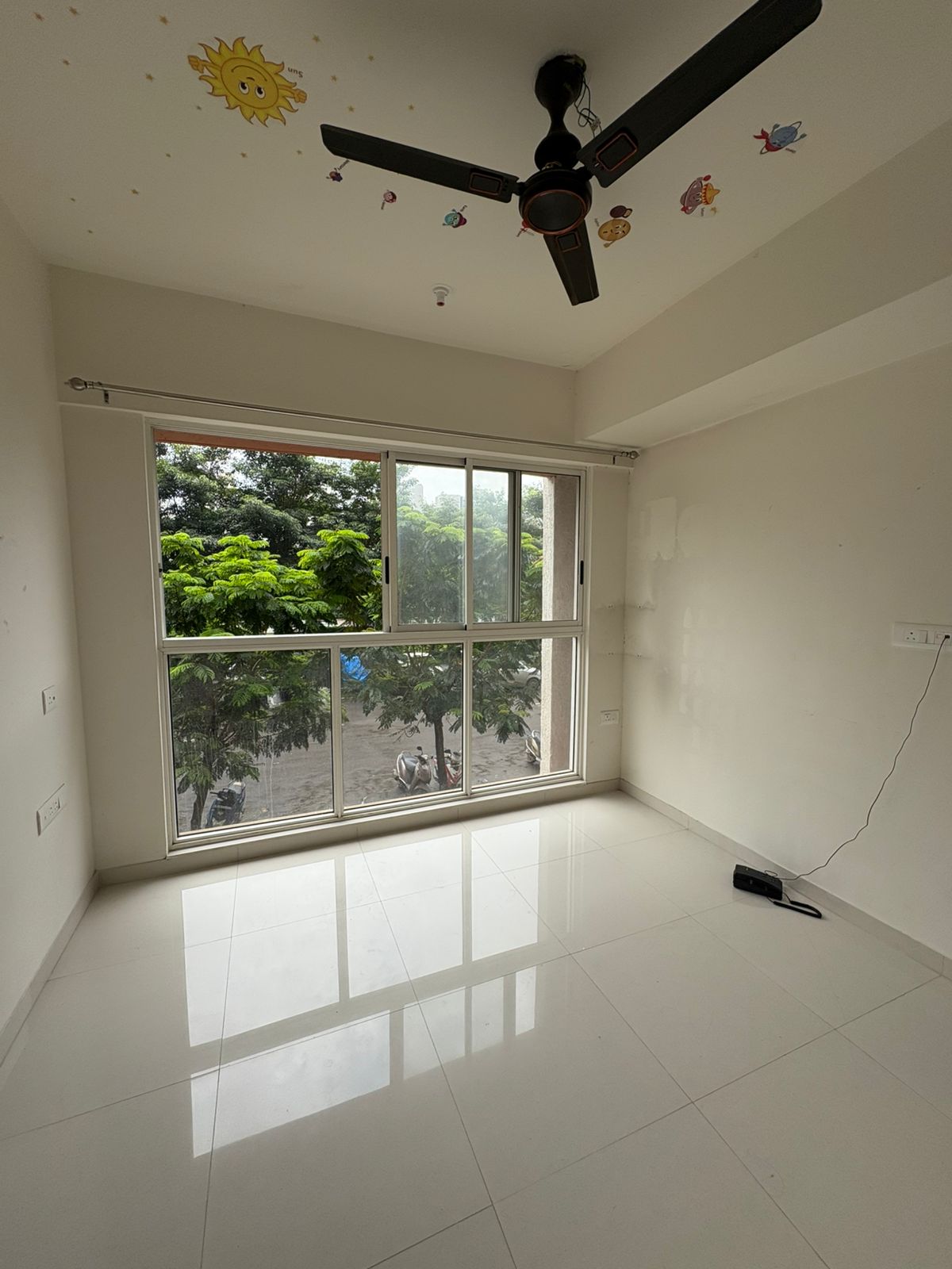 2 BHK Apartment For Rent in Lodha Golden Dream