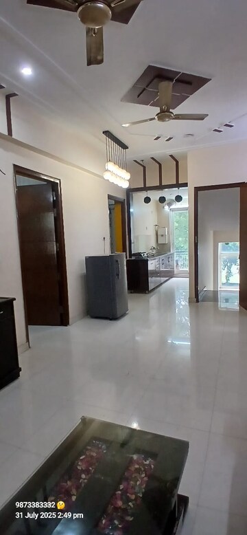 Living Room in 2 BHK Builder Floor at Sector 46 – for Rent