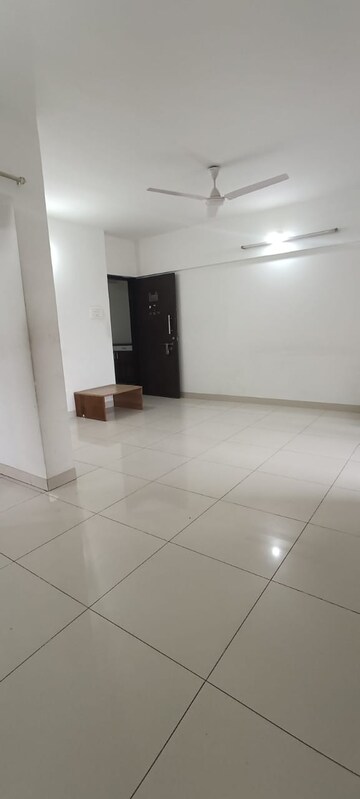 2 BHK Apartment – Entrance View at Paranjape Schemes Yuthika, Baner - for Rent