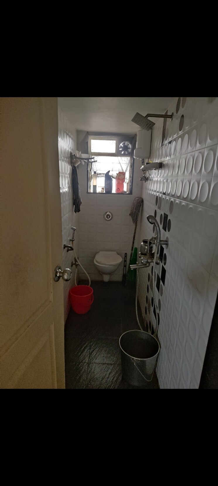 Bathroom, gandhi-sheetal 2 Bedroom 550 Sq.Ft. Apartment In Vile Parle West Mumbai 9076885