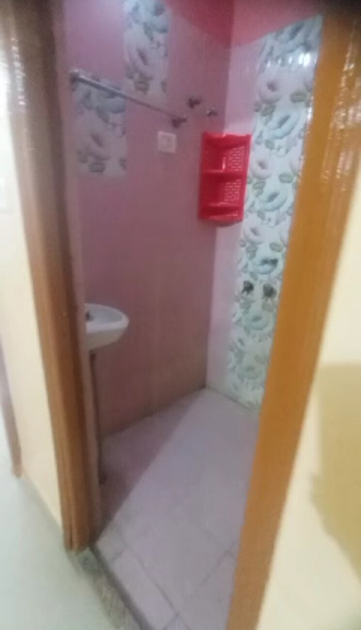 undefined, new ashok nagar 2 Bedroom 600 Sq.Ft. Builder Floor In New Ashok Nagar Delhi 9073083