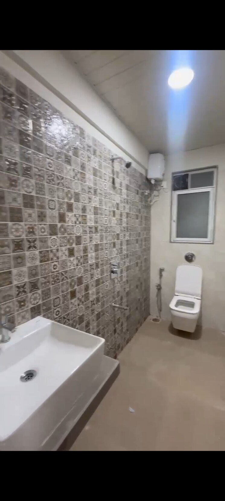 Bathroom, hs-samarpan 2 Bedroom 600 Sq.Ft. Apartment In Ghatkopar East Mumbai 9076923