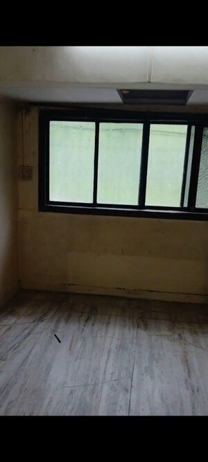 Room in 1 BHK Apartment at Harsha Ratan CHS, Borivali East – for Sale