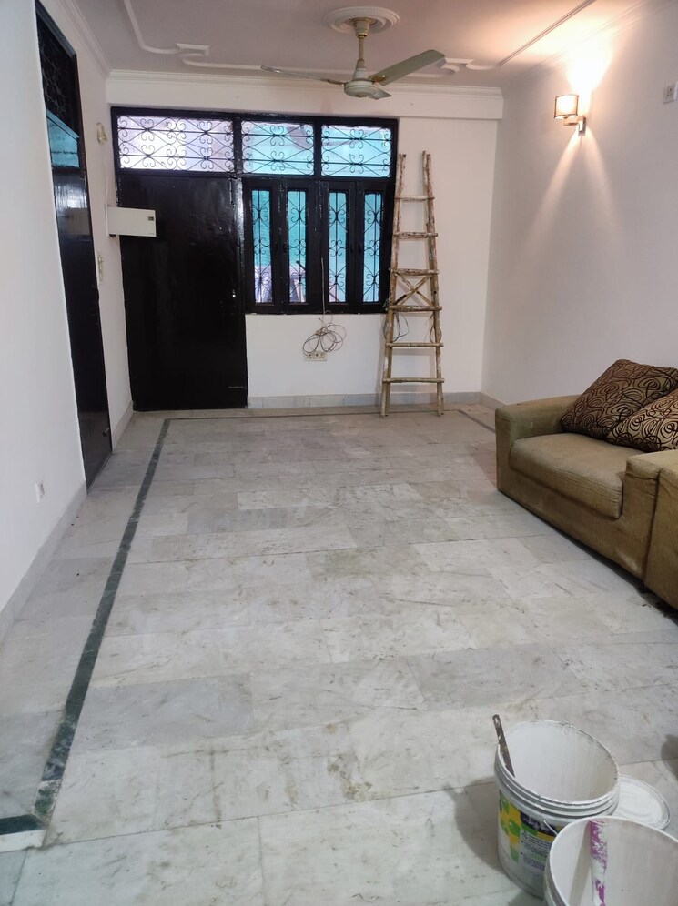 Living Room, shree-energy-classic-residency 2 Bedroom 1150 Sq.Ft. Apartment In Raj Nagar Extension Ghaziabad 9076956