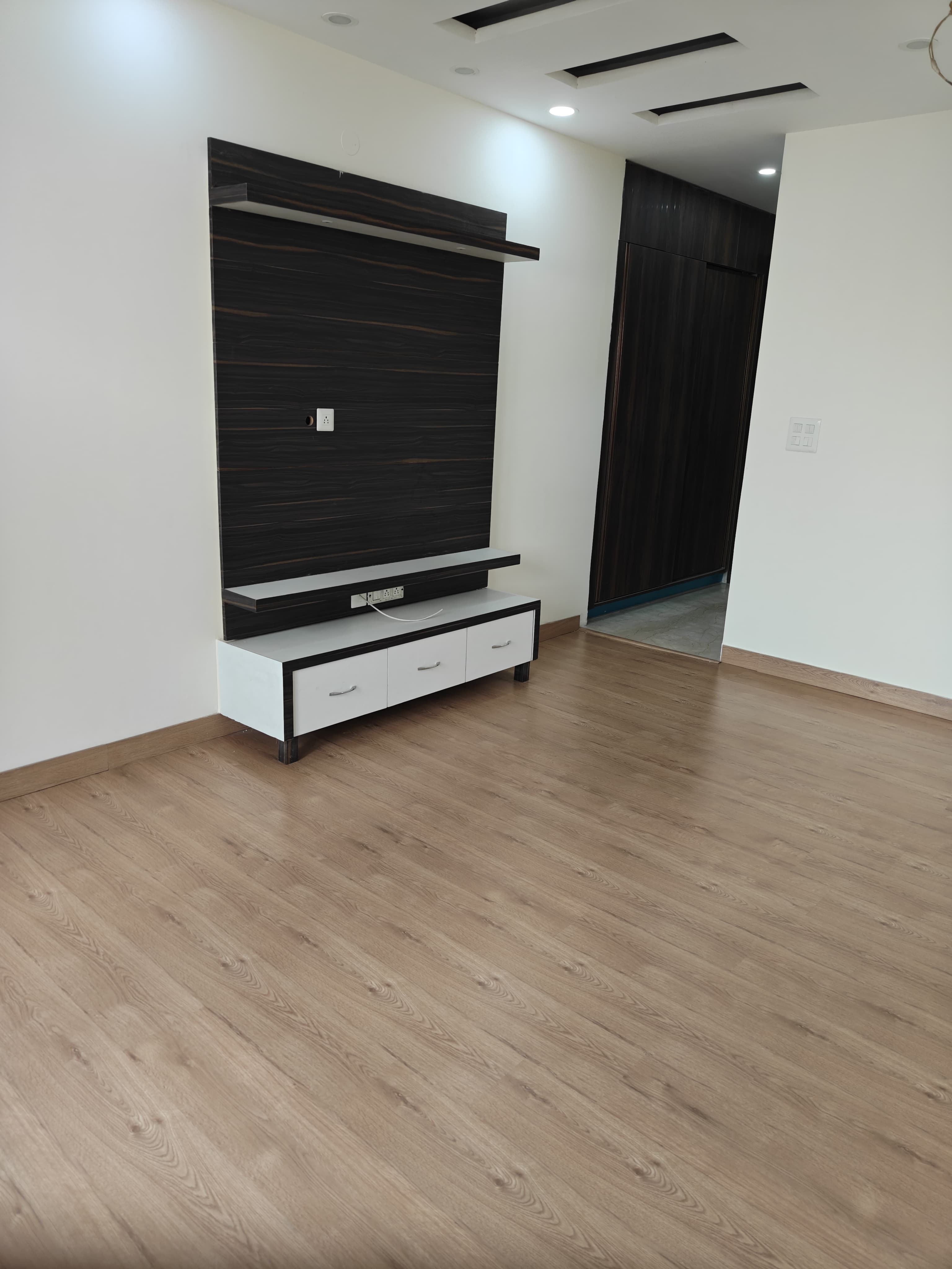 3 BHK + Pooja Room Builder Floor For Rent in Rajouri Garden 