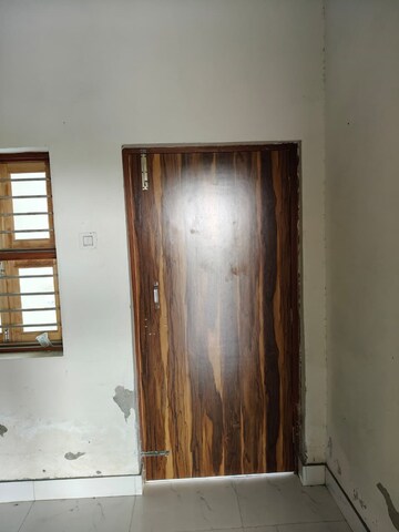Building Lobby in 3 BHK Builder Floor at Rps Palms, Sector 88 – for Rent