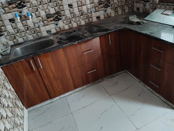 Kitchen in 3 BHK Builder Floor at Rps Palms, Sector 88 – for Rent