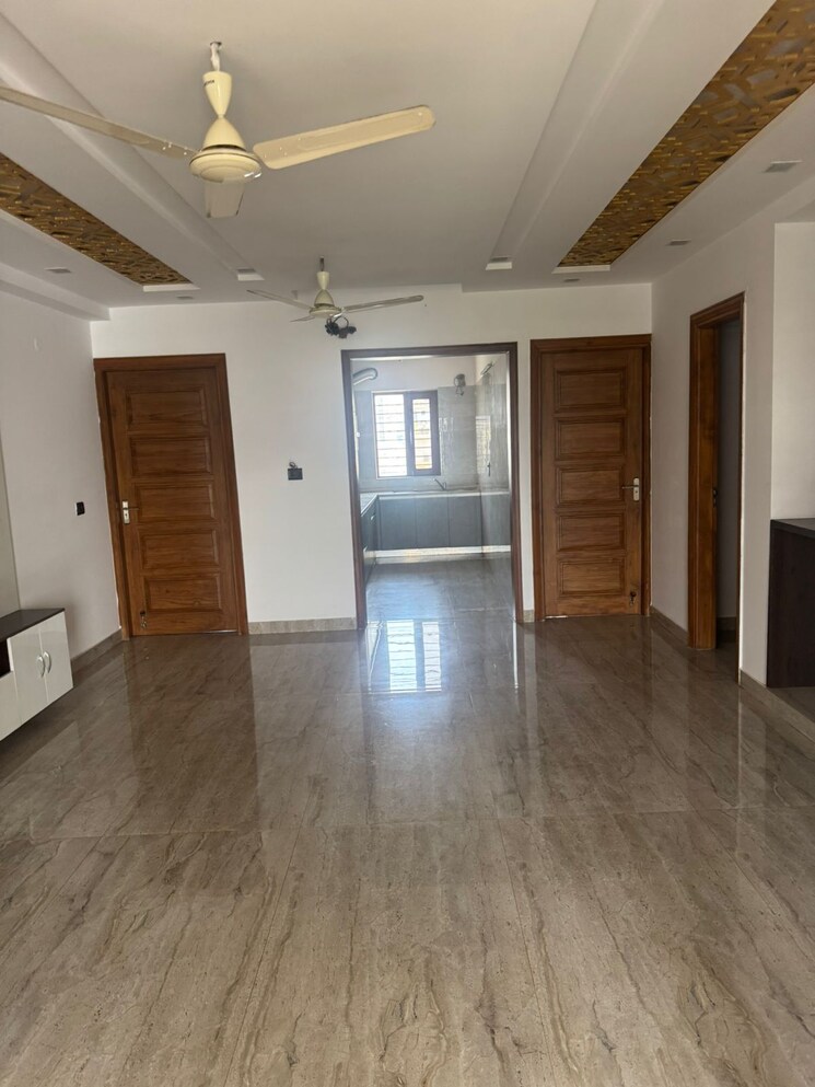 undefined, rps-palms 3 Bedroom 165 Sq.Yd. Builder Floor In Sector 88 Faridabad 9077028