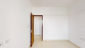 Room in 3 BHK Apartment at Ashapura F Residences, Malad East – for Sale