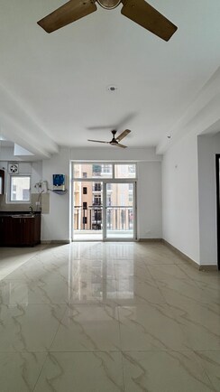 2 BHK Apartment For Sale in Amrapali Zodiac