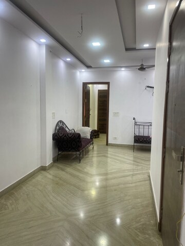 Room in 2 BHK Builder Floor at Tagore Garden – for Rent