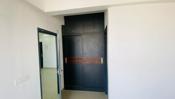 Furnished Amenities in 2 BHK Apartment at Suncity Avenue 76, Sector 76 – for Rent