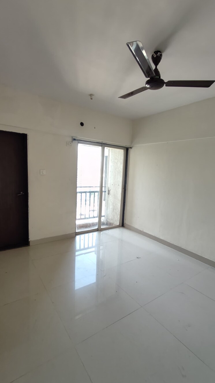 Room, conwood-enclave 3 Bedroom 1050 Sq.Ft. Apartment In Vasant Vihar Thane 9077079