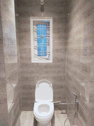 Bathroom in 2.5 BHK Builder Floor at Mahmoorganj – for Sale