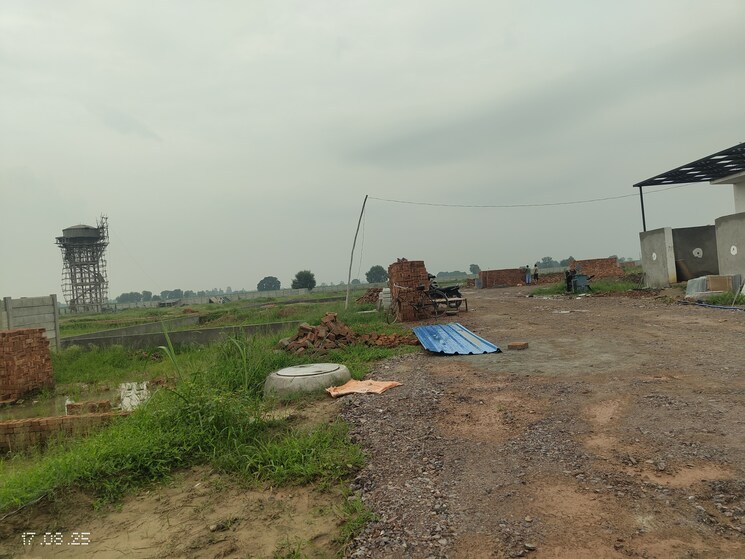 undefined, rohta road  120 Sq.Yd. Plot In Rohta Road Meerut 9077139