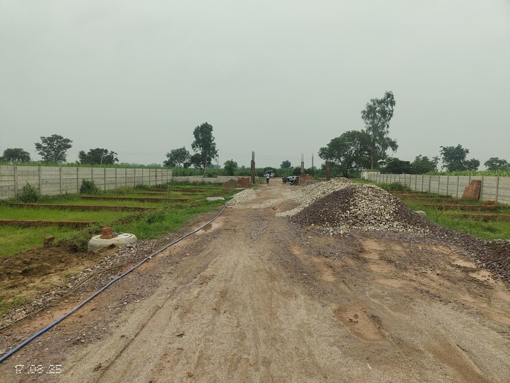 undefined, rohta road  120 Sq.Yd. Plot In Rohta Road Meerut 9077139