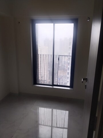 Room in 1.5 BHK Apartment at Vibrants 1891 Ekam Parkk, Dadar West – for Sale