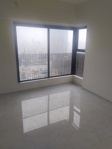Room in 1.5 BHK Apartment at Vibrants 1891 Ekam Parkk, Dadar West – for Sale