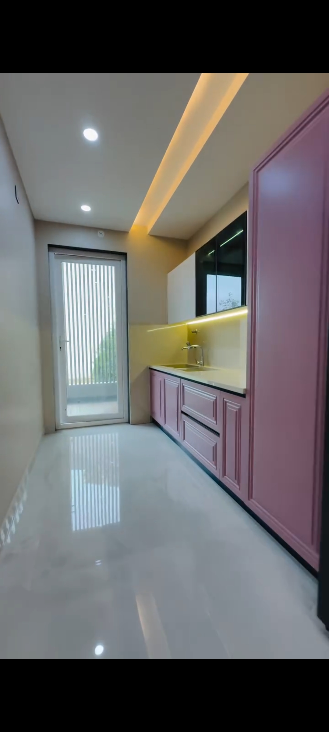 4 BHK Builder Floor For Sale in TDI The Retreat