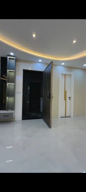 Living Room in 4 BHK Builder Floor at TDI The Retreat, Sector 89 – for Sale