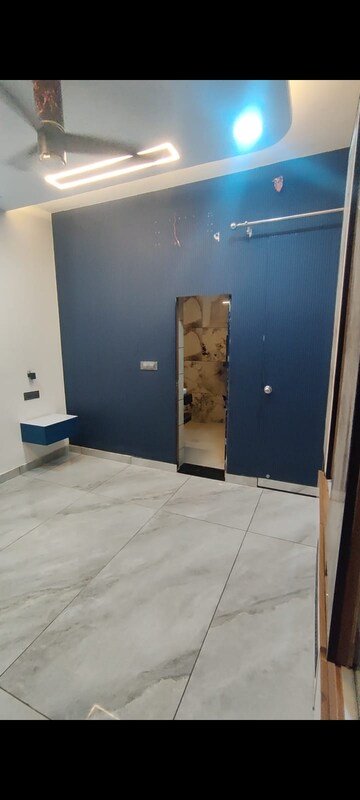 Room in 3 BHK Builder Floor at Dhakoli – for Sale