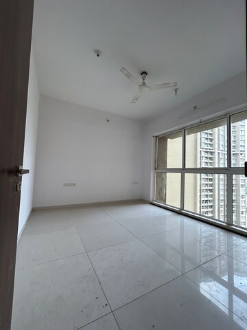 Room in 3 BHK Apartment at Runwal Elegante, Andheri West – for Sale