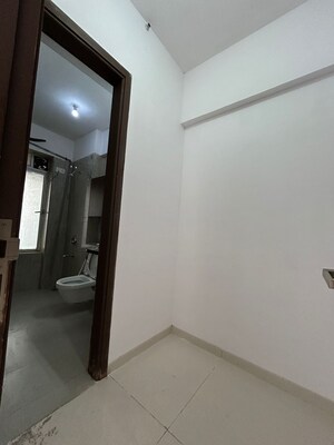 Room in 3 BHK Apartment at Runwal Elegante, Andheri West – for Sale