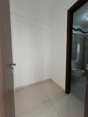Room in 3 BHK Apartment at Runwal Elegante, Andheri West – for Sale
